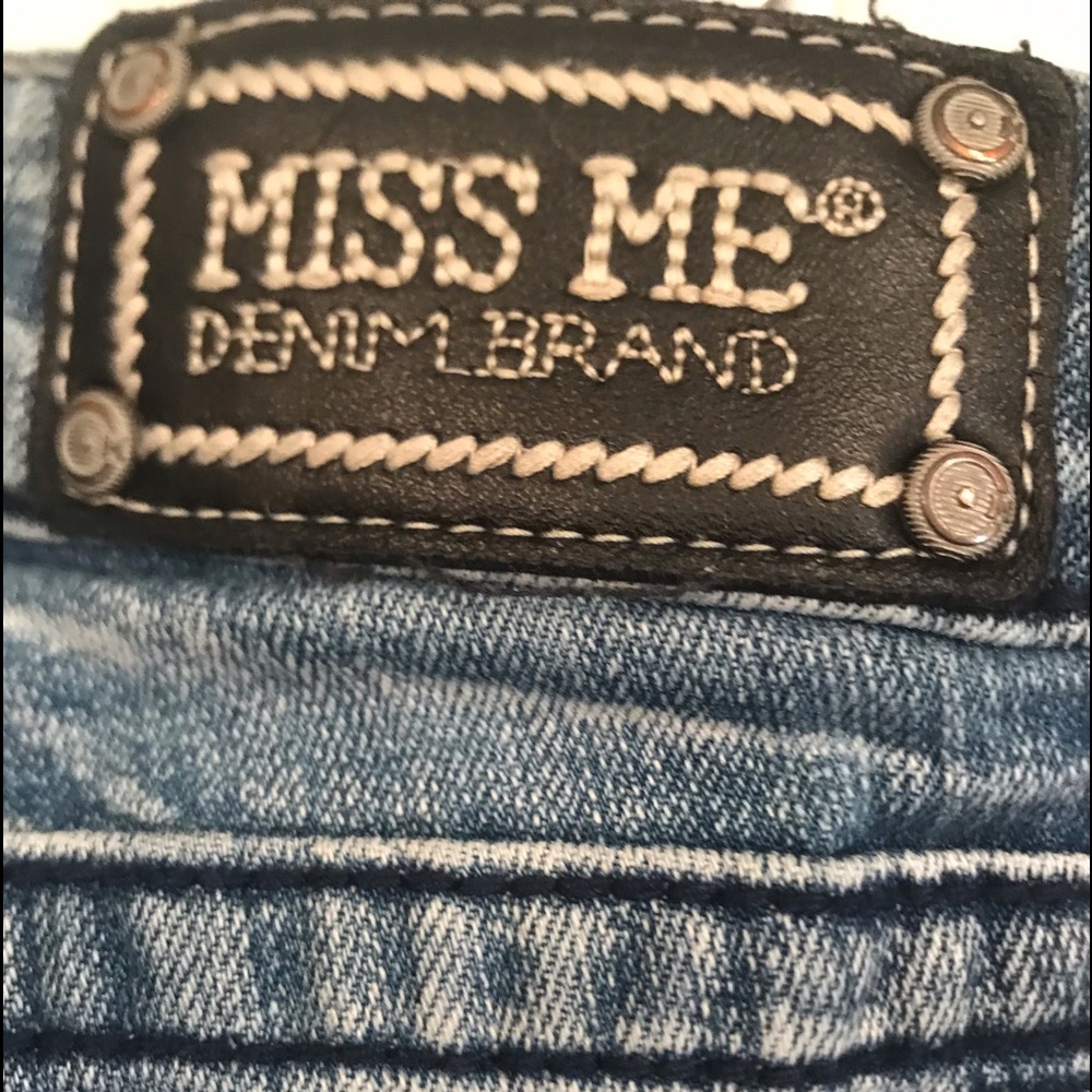 Miss Me Ripped Denim Jean Shorts - Picture 5 of 5